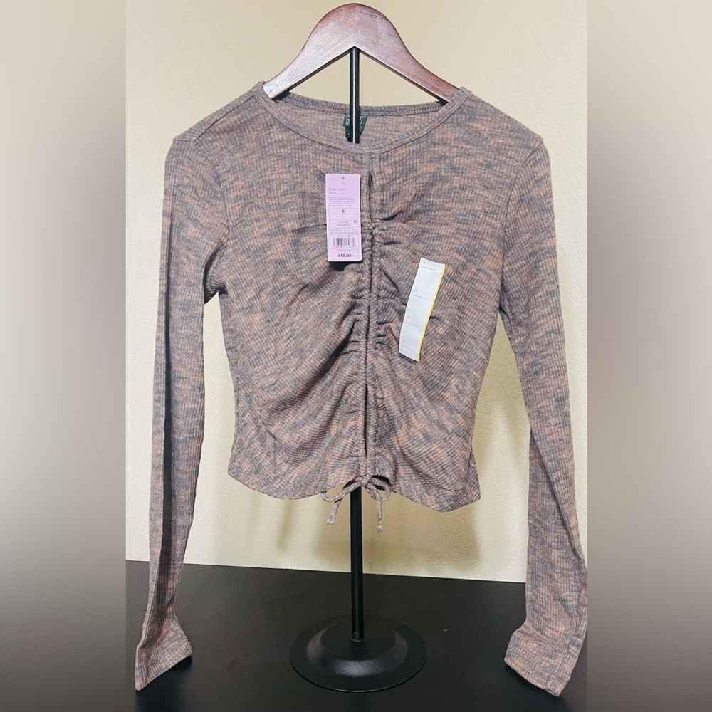 Women's Ruched Long Sleeve Top